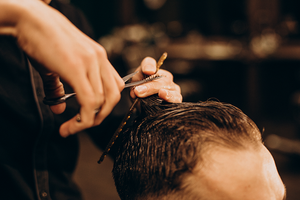 Coupe de cheveux pour adultes